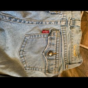 Levi’s Capri style jeans